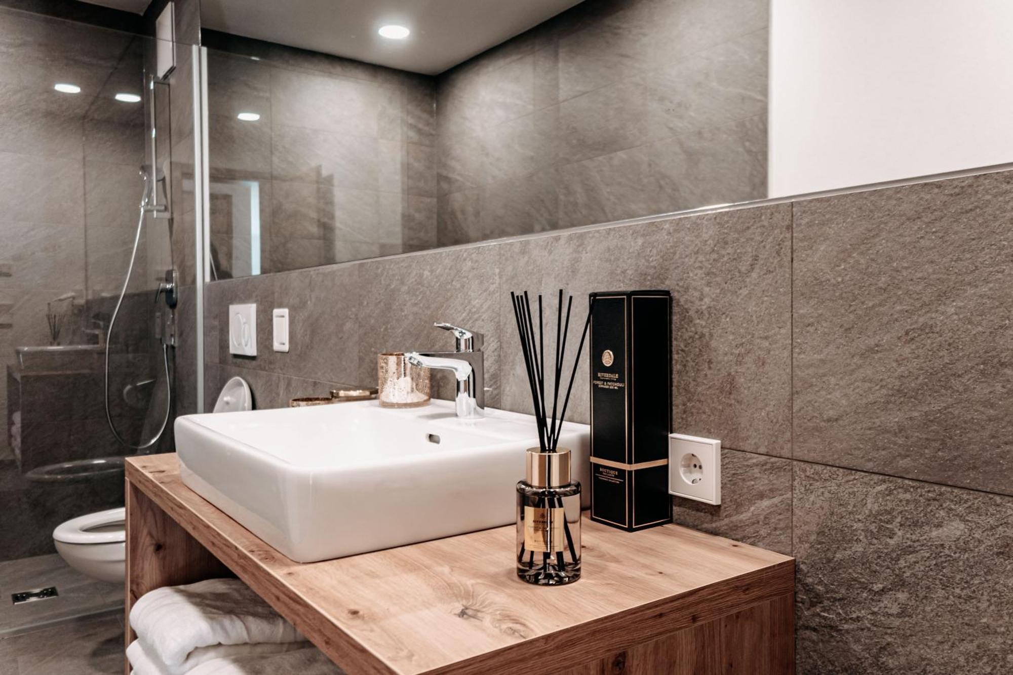 Tanners Chalet Apartments Альтенмаркт  Экстерьер фото